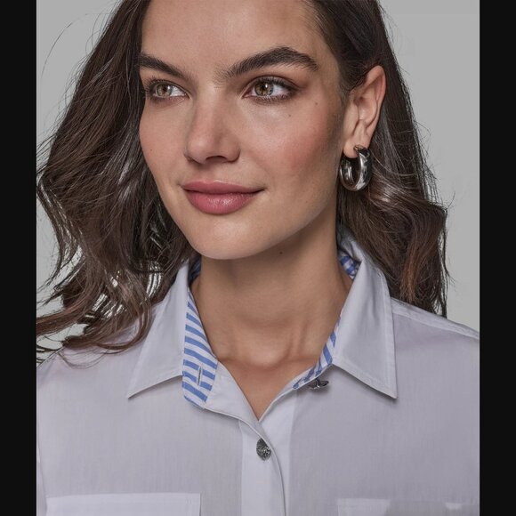 KARL LAGERFELD PARIS Limited Edition Poplin Short Sleeve Button Top Shirt Crop - Picture 6 of 6